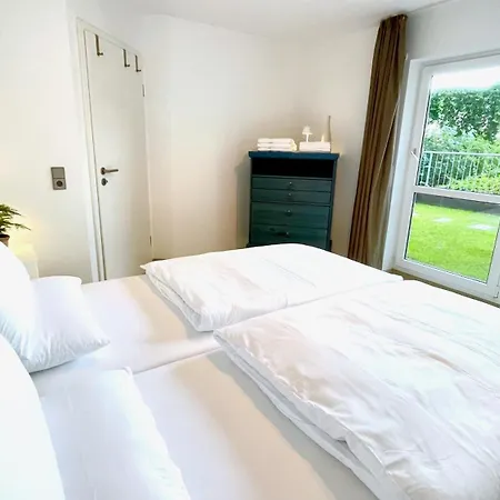 Ludwigshome Luxus - Zentral, Kostenloser Parkplatz, Terrasse Ludwigsburg Buitenkant foto