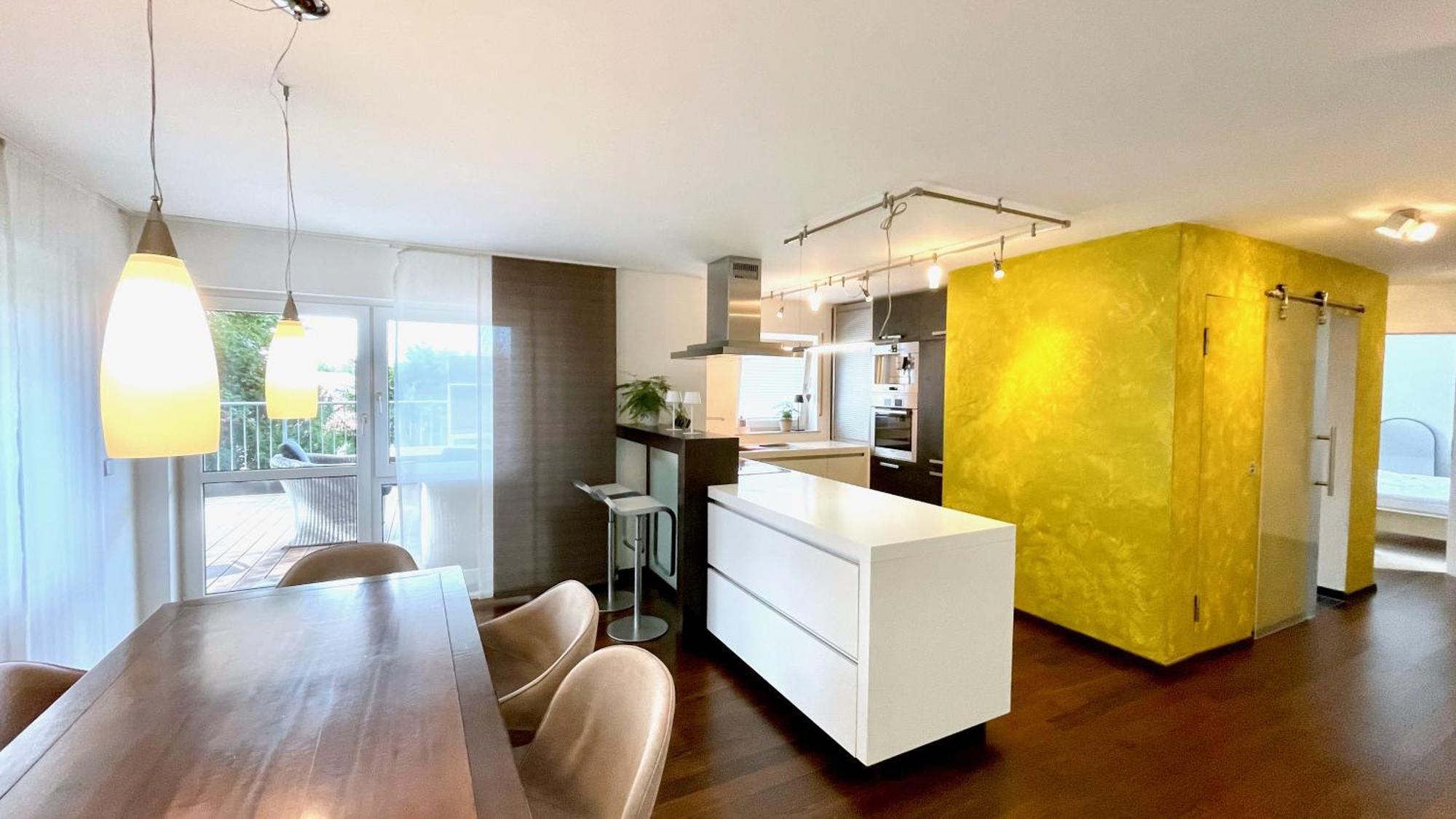 Apartment Ludwigshome Luxus - Zentral, Kostenloser Parkplatz, Terrasse Ludwigsburg