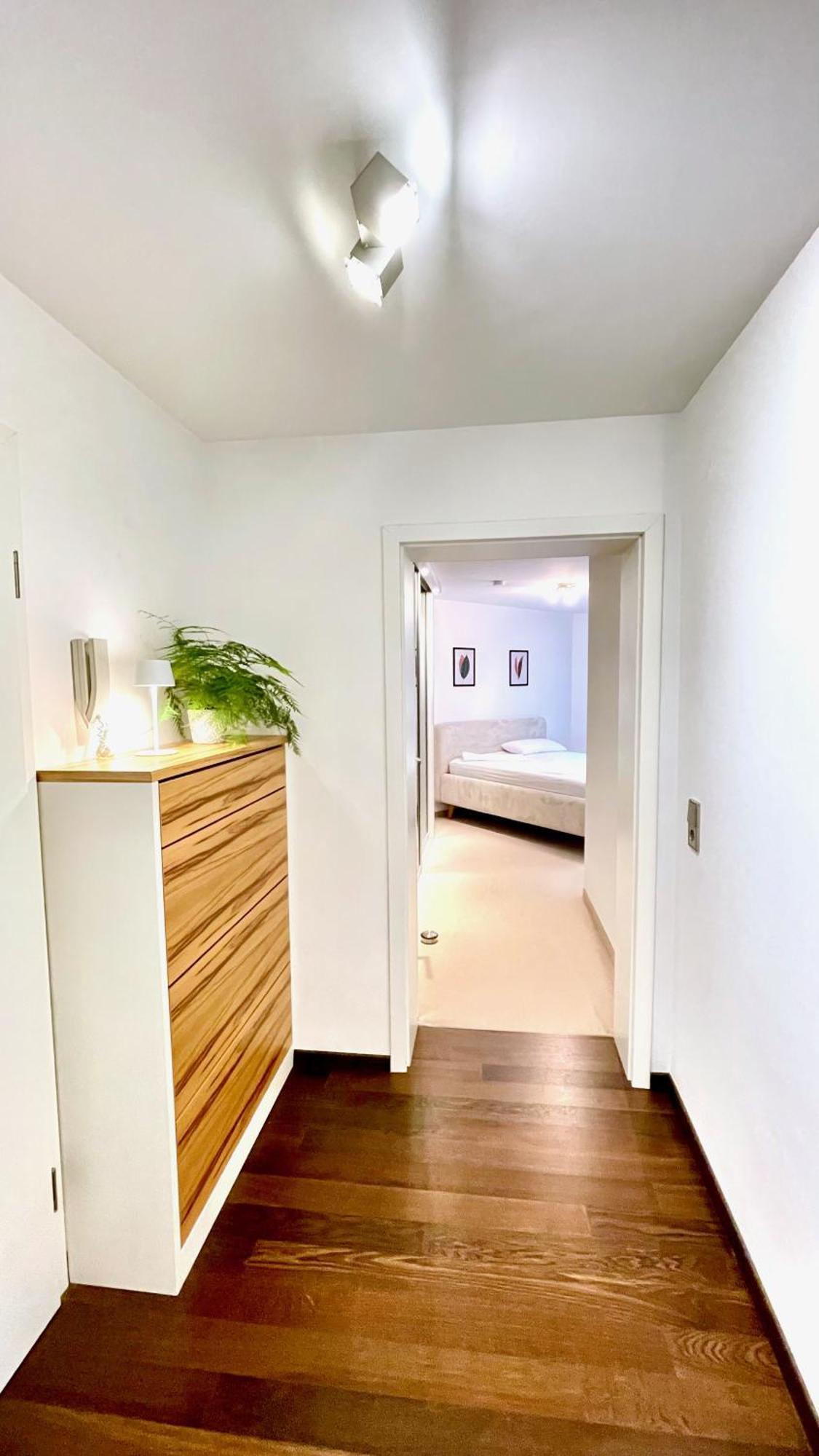 Ludwigshome Luxus - Zentral, Kostenloser Parkplatz, Terrasse *